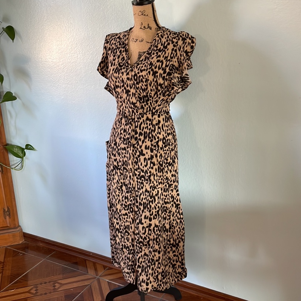 Leopard Button Front Midi Dress with Ruffle Trim - Picture 4 of 8